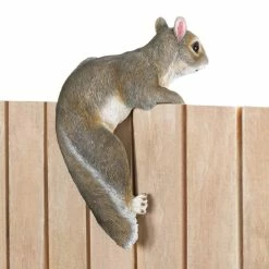 Brand new 😀 11" Climbing Chip Squirrel Décor by Zingz & Thingz 👏 -Zingz and Thingz Shop D298844S 8