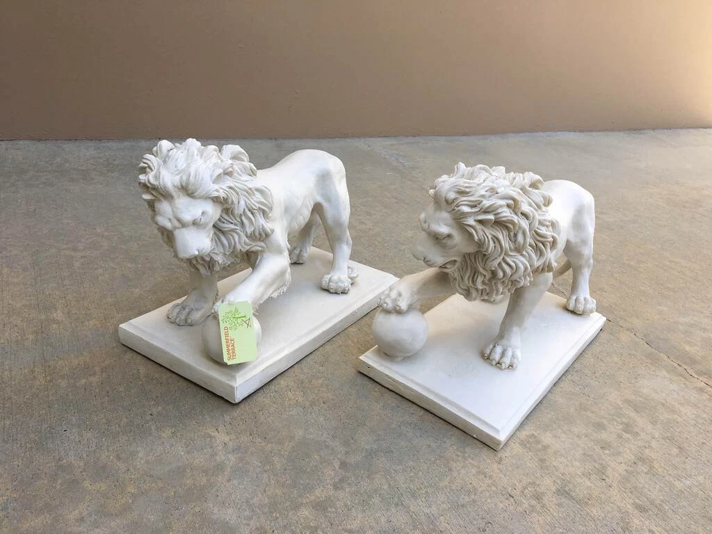 New π 16" Regal Lion Statue Set by Zingz & Thingz π 6 New π 16" Regal Lion Statue Set by Zingz & Thingz π - Image 4
